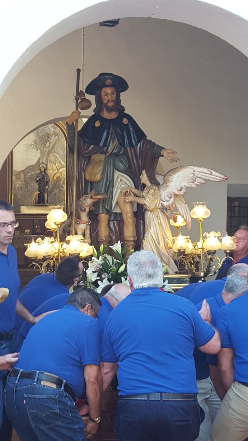  La imagen original de San Roque en Museros sale por primera vez después de 25 años en procesión 