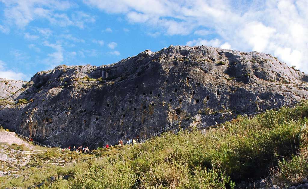  Les Covetes dels Moros de Bocairent