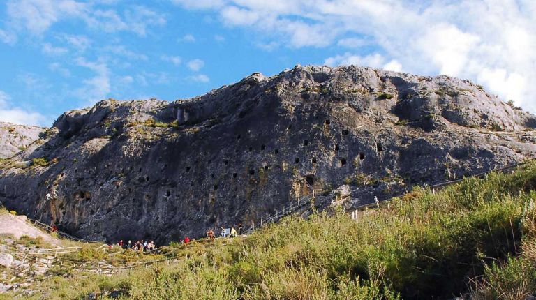 Les Covetes dels Moros de Bocairent