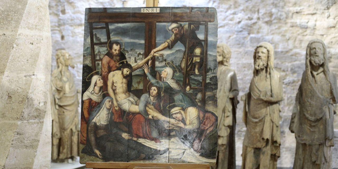  La Catedral de Valencia presenta la restauración del óleo “El Descendimiento”, obra vinculada al círculo de Juan de Juanes