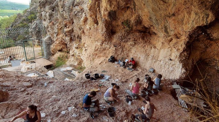 Bolomor, el 30 aniversario del tesoro prehistórico europeo