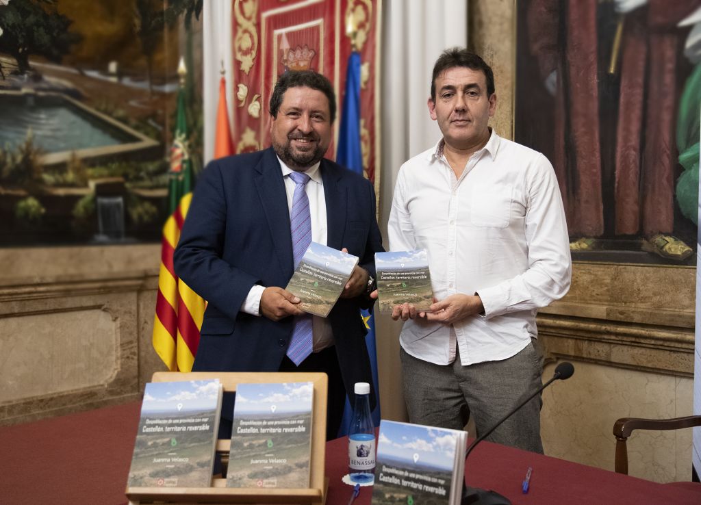  'Despoblación de una provincia con mar. Castellón, territorio reversible