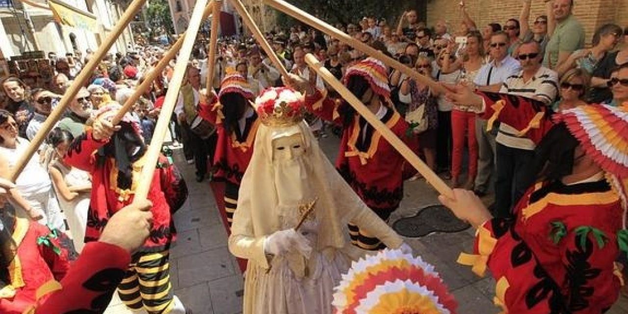  EL PLENO MUNICIPAL INSTA A LA DECLARACIÓN DEL CORPUS CHRISTI COMO FIESTA DE INTERÉS TURÍSTICO DE LA COMUNIDAD VALENCIANA