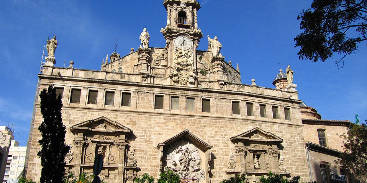  La parroquia de los Santos Juanes de Valencia saca el sábado en procesión la imagen de “Sant Joan del Mercat”