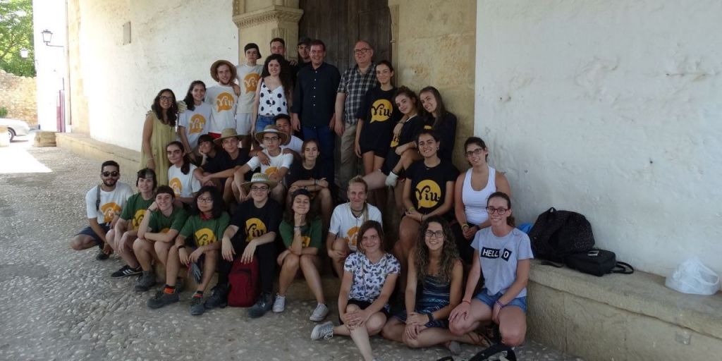  El director general del IVAJ, Jesús Martí, visita a los jóvenes del Campo de Trabajo Viu