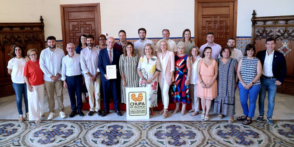  València se suma al Acuerdo de Vera para proteger la chufa, “un producto profundamente valenciano”