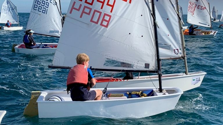 Pruebas Autonómicas de Vela Infantil en el Club Náutico Campoamor